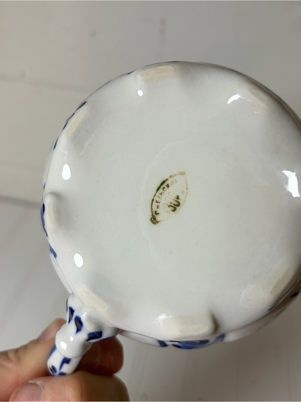 Vintage Russian Gzhel Porcelain Teacup and Saucer | Blue +White Floral - Picture 3 of 11